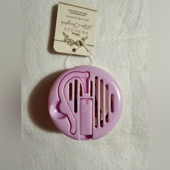 Disney Princess Bath & Body Works NWT Princess Castle Car Fragrance Holder NWT - Picture 3 of 8